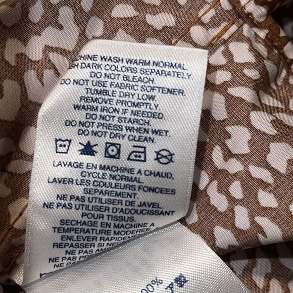 LANDS END plus size women’s button up shirt. 26W. Excellent condition - Picture 5 of 9